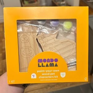 Mondo Llama Paint-Your-Own Wood Pet Characters Kit